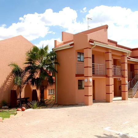 Eagles Nest Lodge جوهانسبورغ المظهر الخارجي الصورة