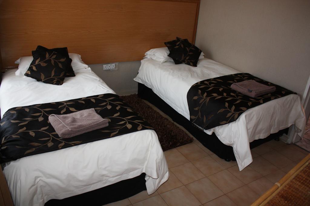 Eagles Nest Lodge جوهانسبورغ الغرفة الصورة